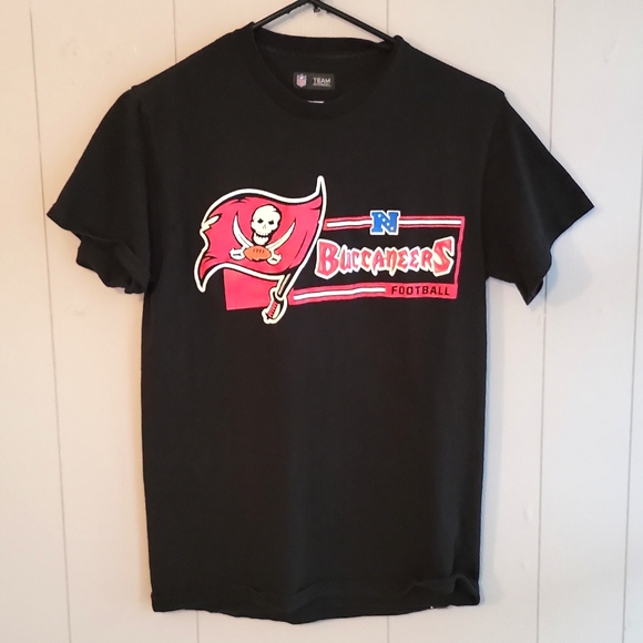 NFL Tops - Tampa Bay Buccaneers Football NFL Tee Shirt